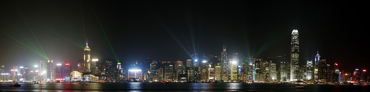 홍콩 빅토리아 항구의 야경